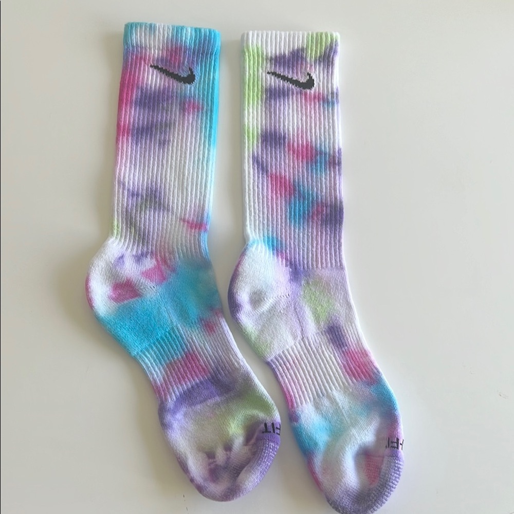 Nike Tie-Dye Crew Socks